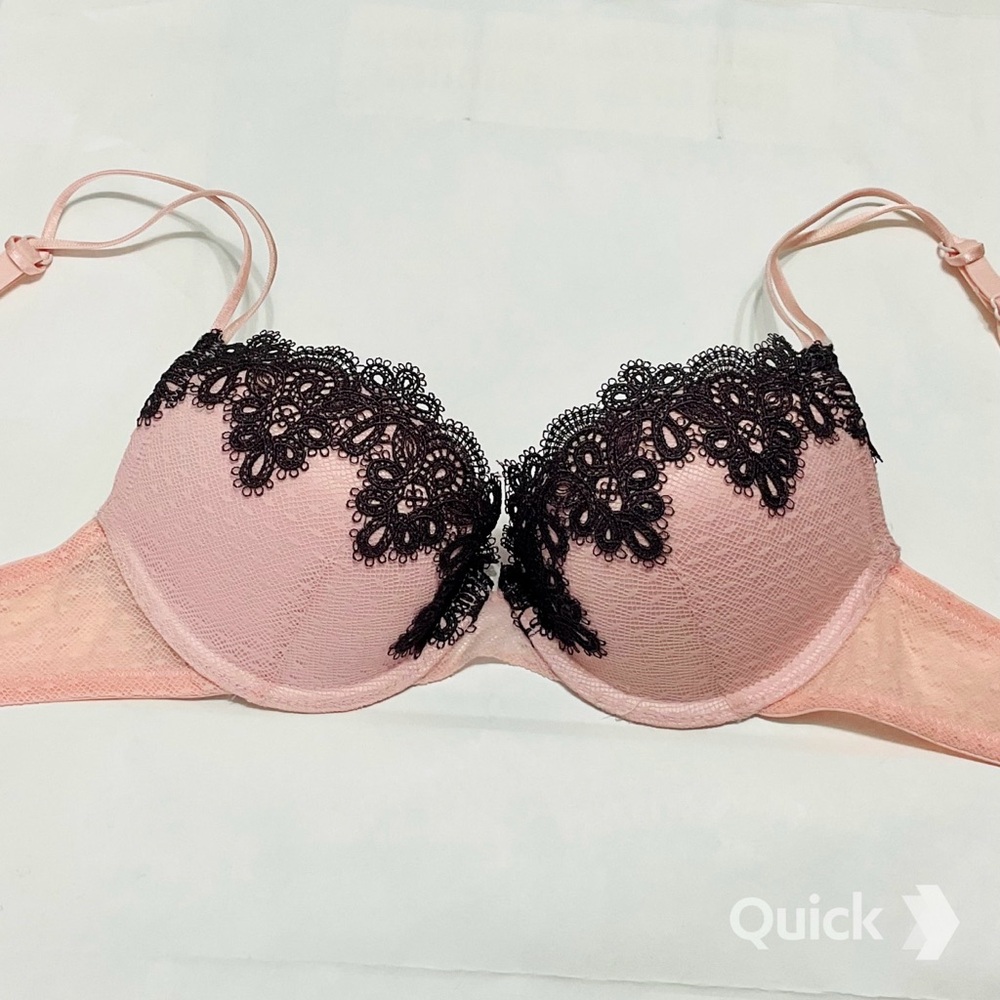 NWT Pink Floral Lace Push Up Bras